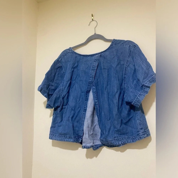 Guess women’s  spilt neck short sleeve denim blue blouse with open back size L - Picture 13 of 14